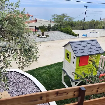 Alexandra Villa Elevtheraí