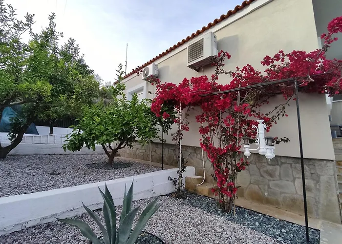 Alexandra Villa Elevtheraí