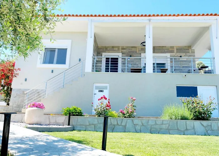 别墅 Alexandra Elevtheraí